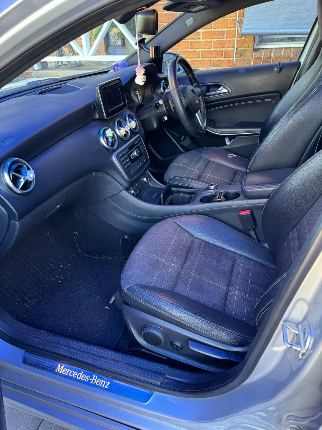 Stain removal and fabric care · Mercedes before
