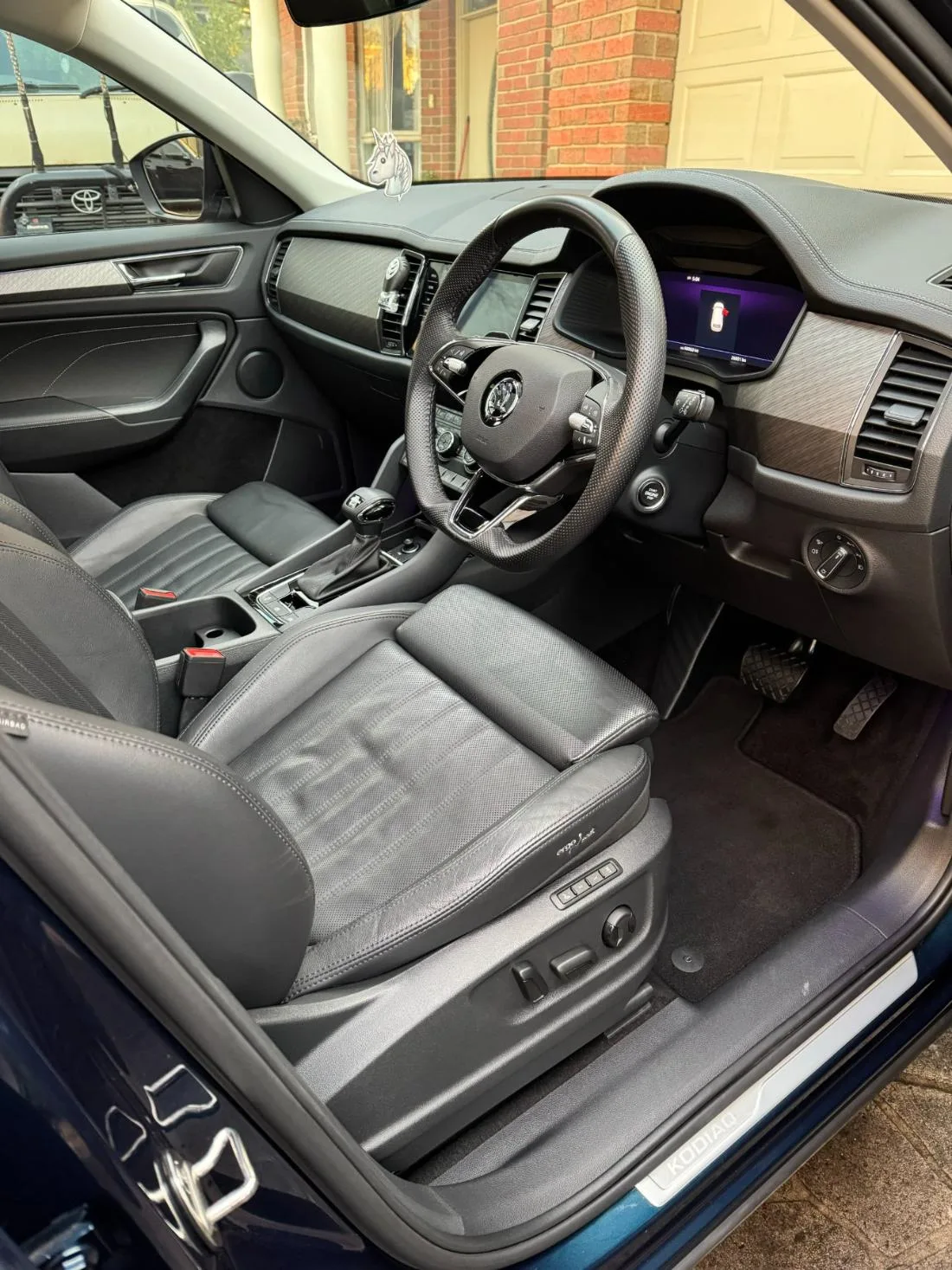 Interior detail · Skoda SUV after