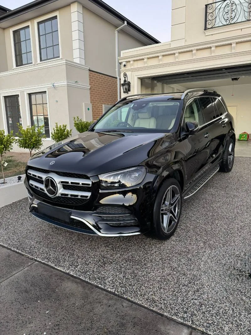 Mercedes GLS400d front